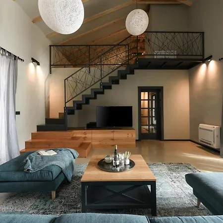 Villa Proversa *
